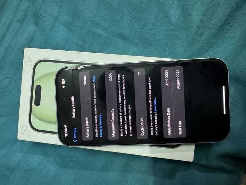 iPhone 15 128 GB 100% battery health 8 month warranty 2