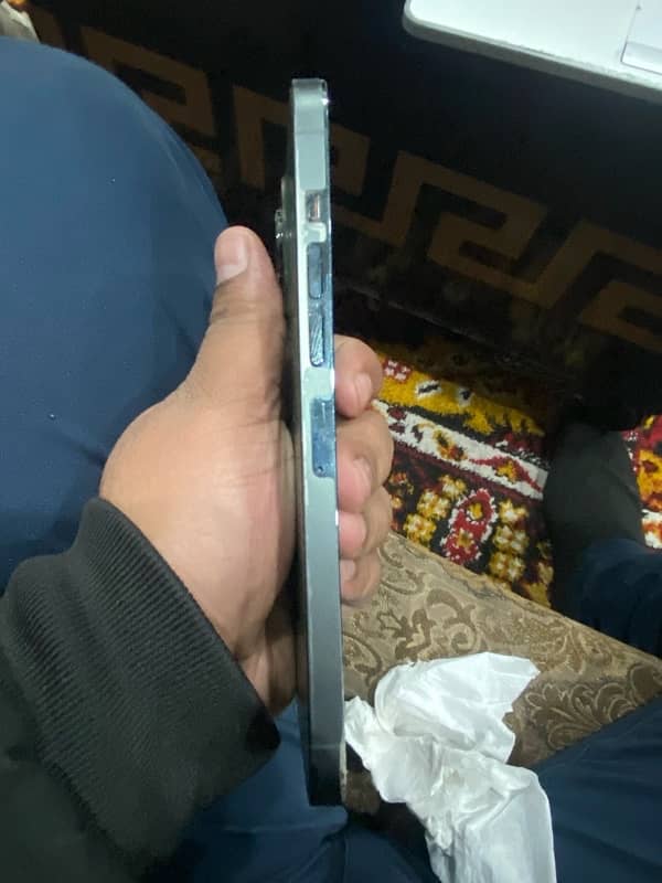 Iphone 13 pro max Non PTA Jv 3