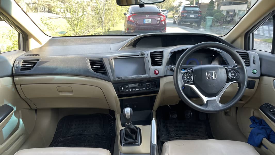 Honda Civic Oriel 2013 8