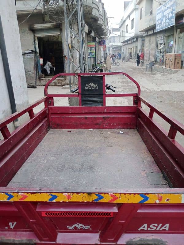 loader rikshaw for sell good condition 4