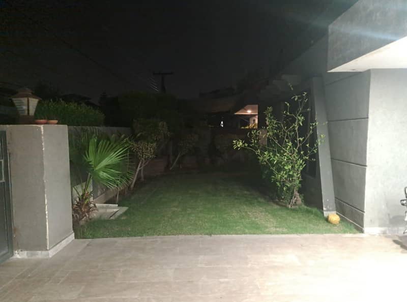 1 Kanal House for Rent In DHA Lahore Phase 4 Near Commercial 1