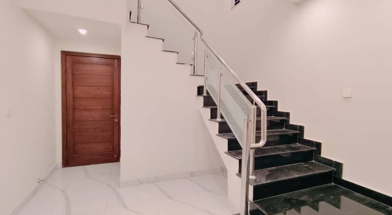 1 Kanal House For Rent In DHA Lahore Phase 7 Near DHA Raya 17