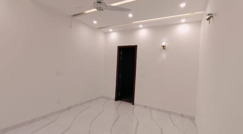 1 Kanal House For Rent In DHA Lahore Phase 7 Near DHA Raya 19