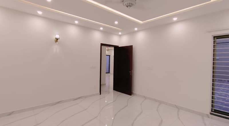 1 Kanal House For Rent In DHA Lahore Phase 7 Near DHA Raya 34