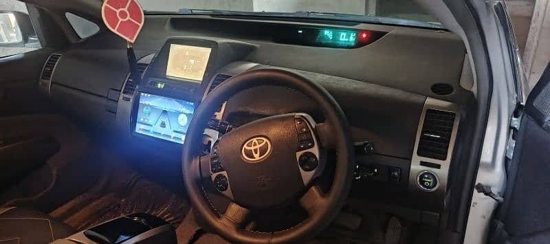 Toyota Prius 2010 3