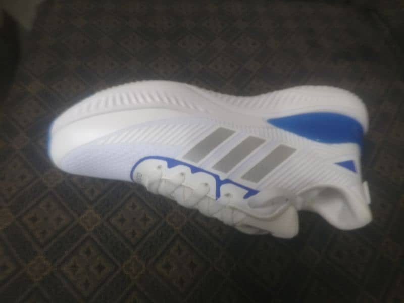 Adidas Original U. S. A Branded Shoes 3