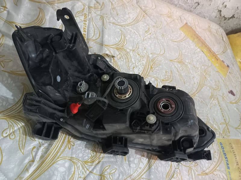 civic headlights hn dono urgent sale krni hn 4