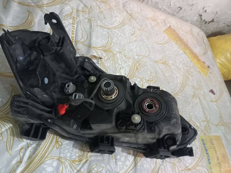 civic headlights hn dono urgent sale krni hn 5