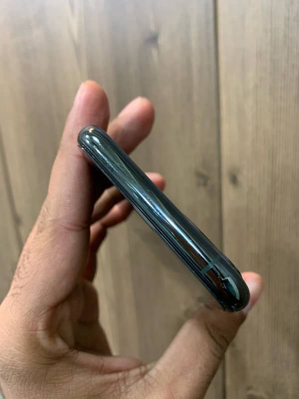 iphone 11 pro 64gb pta 1