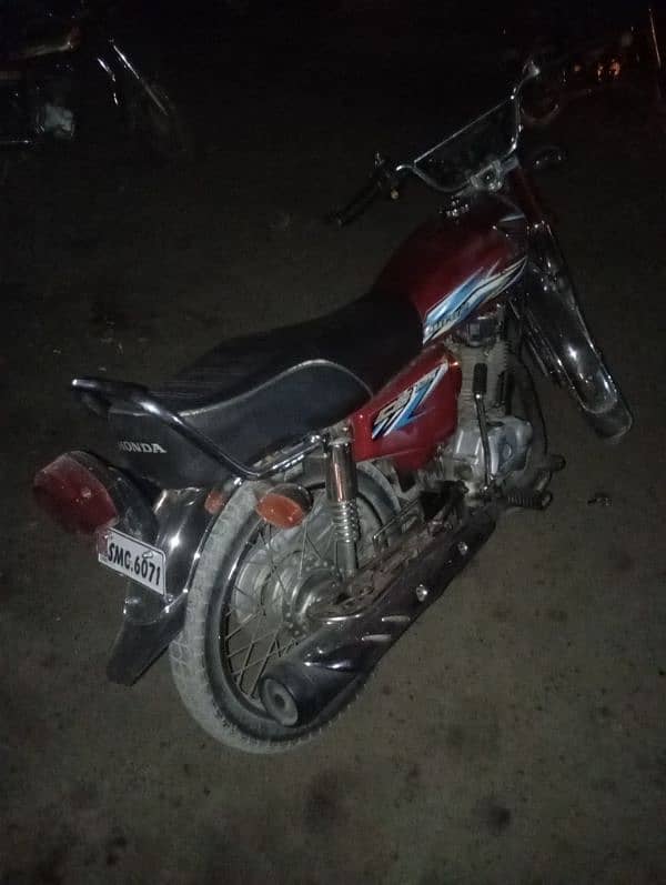 I'm selling My Honda 125 2018 Model Used But Condition perfect 6