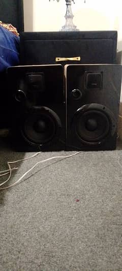 speakers