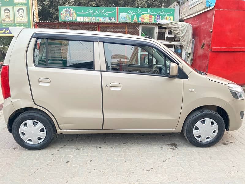 Suzuki Wagon R 2018 11