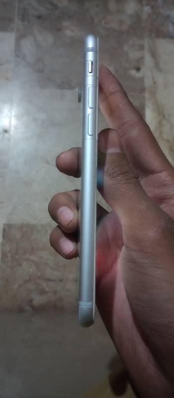 iPhone 7 128gb pta approved 0