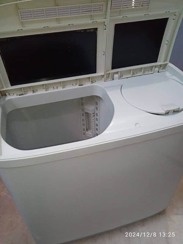 Wespoint washing machine twin tub model number WA 9