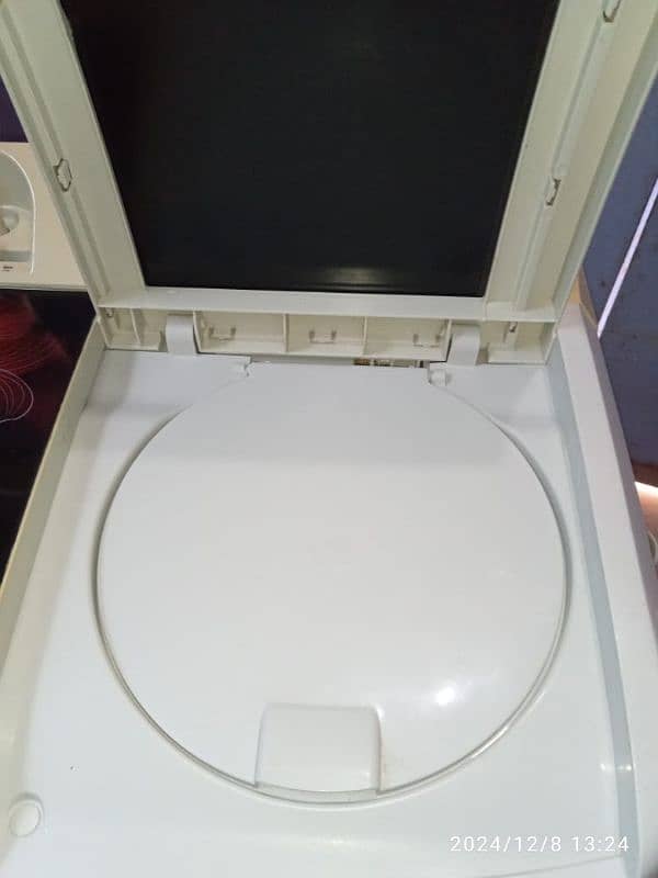 Wespoint washing machine twin tub model number WA 14