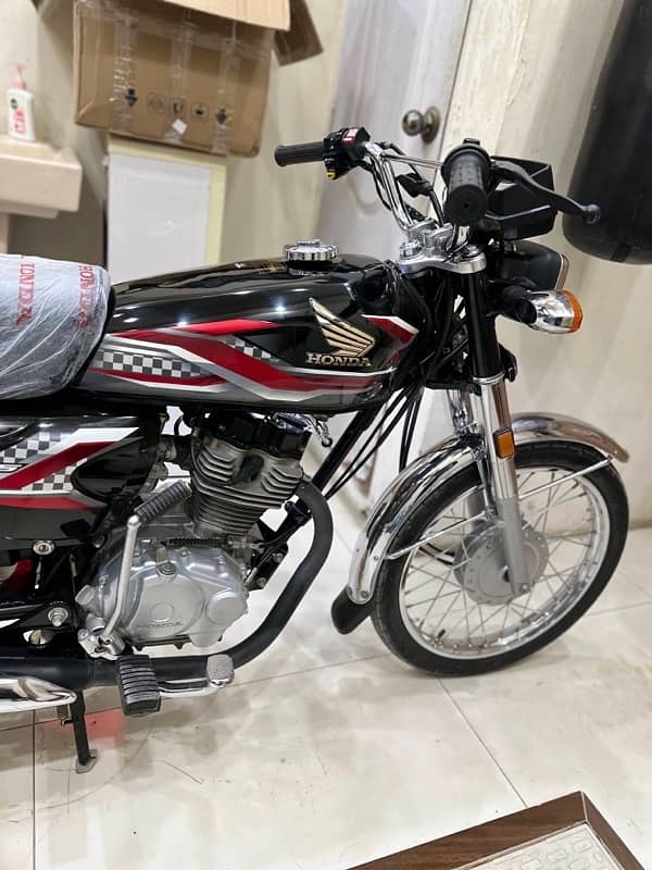 Honda CG125 cc - Model 2024 - Jo lyga usky nam registers kra kr dongs 7