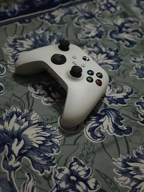 Xbox Series X controller 0