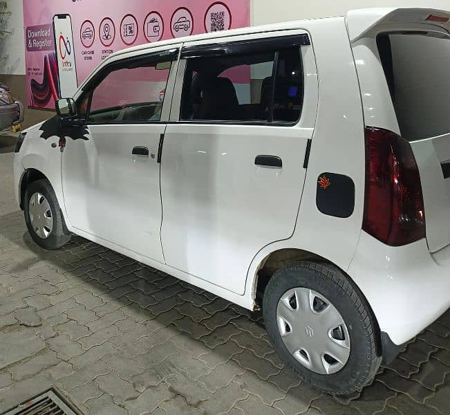 Suzuki Wagon R 2019 12