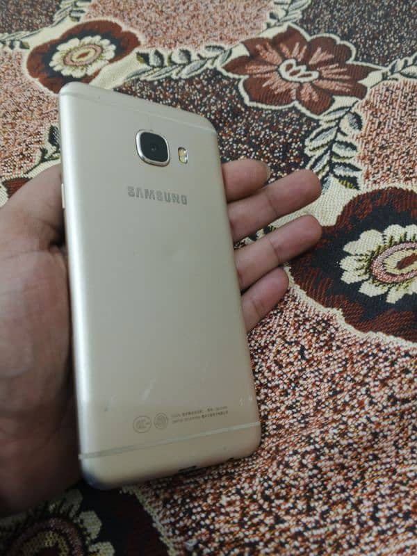 Samsung galaxy c5 GOLD with box 4/32* 2