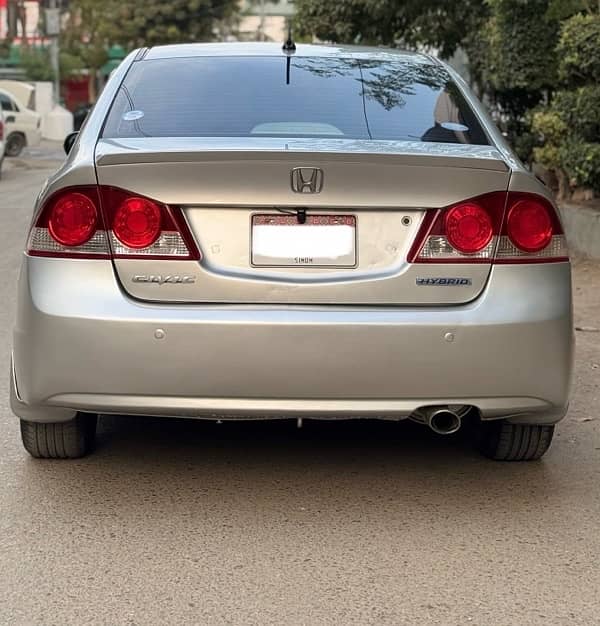 Honda Civic Hybrid 3