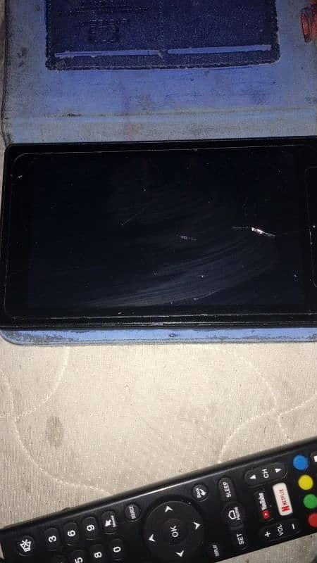 Tablet for sale 100% ok in working condition Whatsapp per rabta karey 1