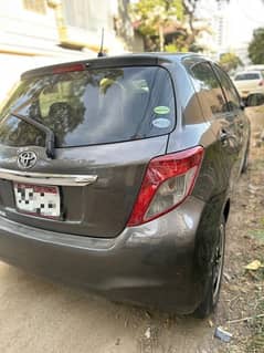 Toyota Vitz 2012