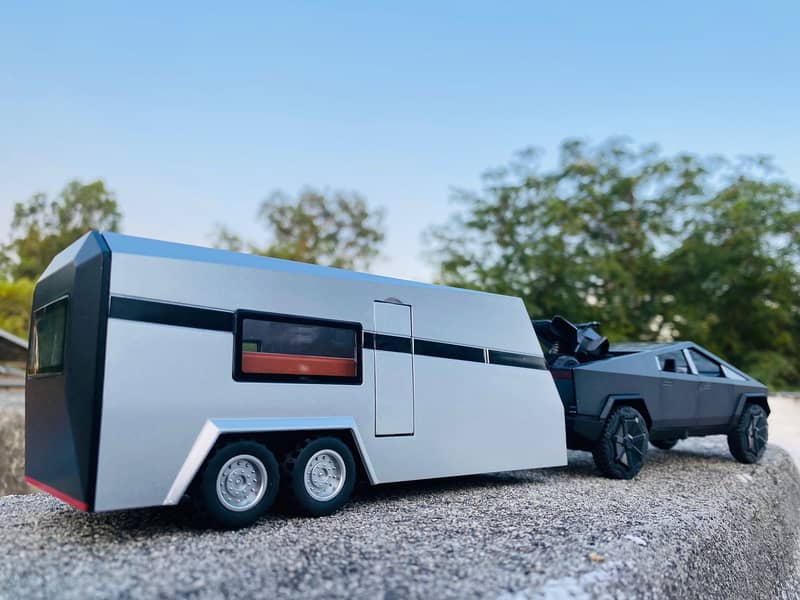 Tesla Cyber Truck with Caravan & ATV Diecast Model 14