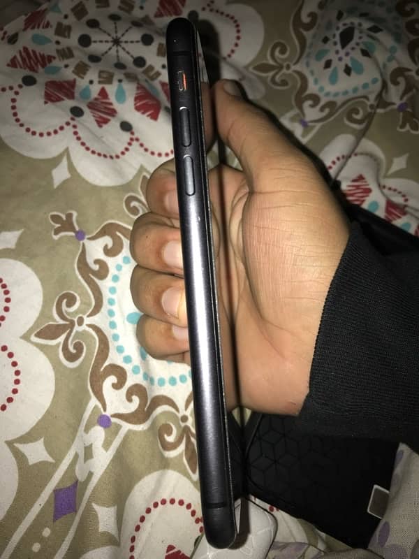 IPhone 11 for urgent sale 1