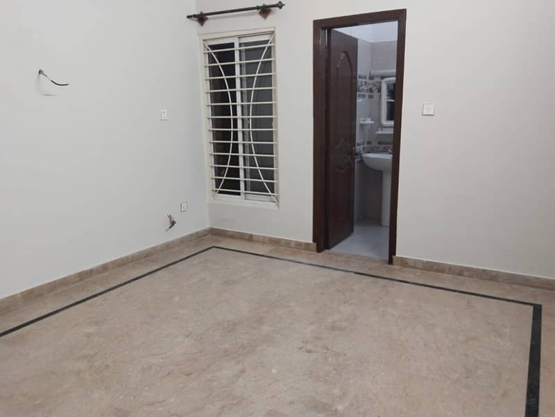 5marla first floor house available for rent Islamabad 5