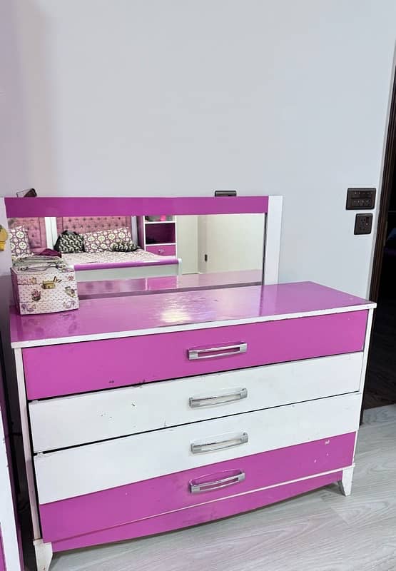 bedroom set for sale in karachi 4