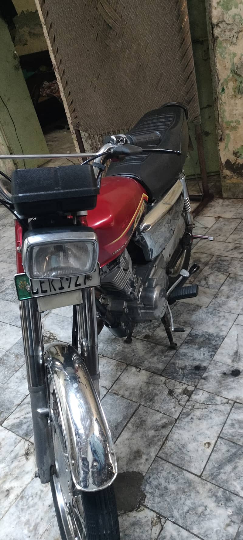 CG 125 2015 model  urgent sale 6