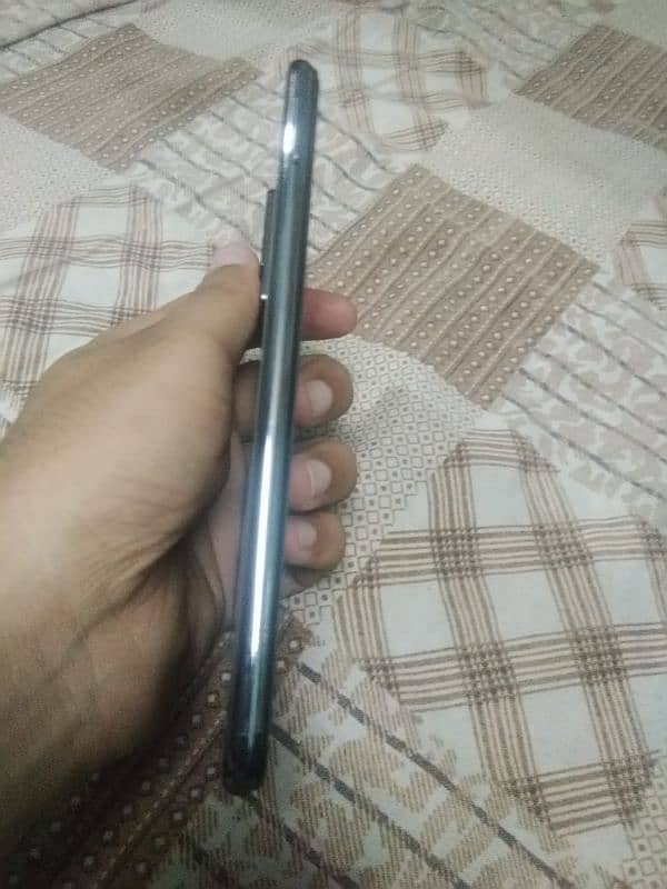 vivo v21 e condition 9/10 mobile with box 1