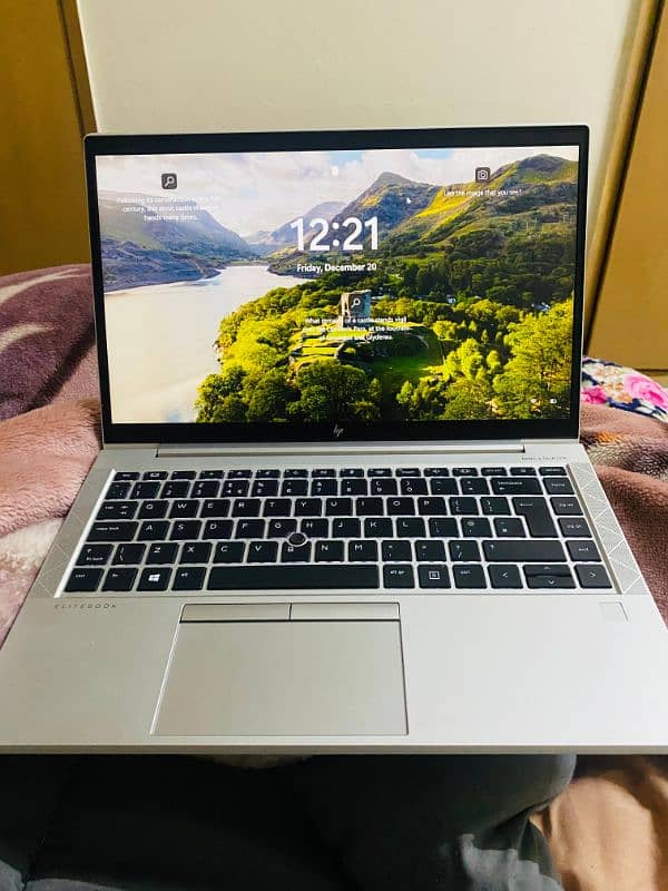 HP Elitebook 845 G7 Amd ryzen 5 pro 4650u 0