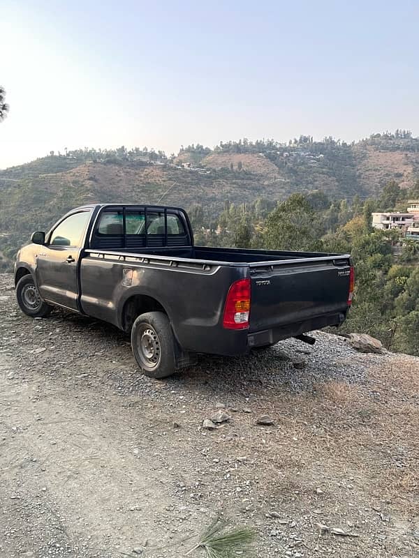 Toyota Hilux 2008 3