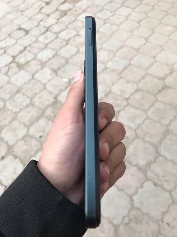 Vivo V03 0