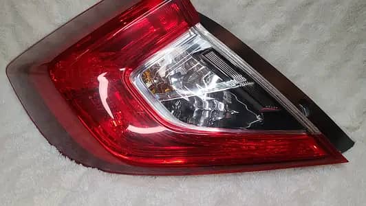 Honda civic x  genuine back light ( left side ) model 2016 to 2021 1