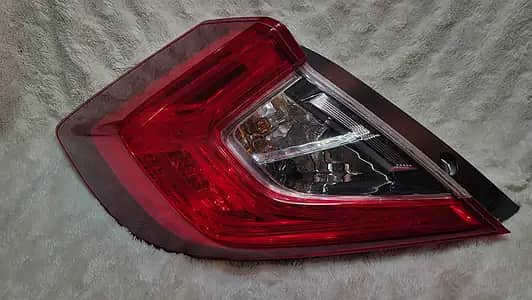 Honda civic x  genuine back light ( left side ) model 2016 to 2021 5