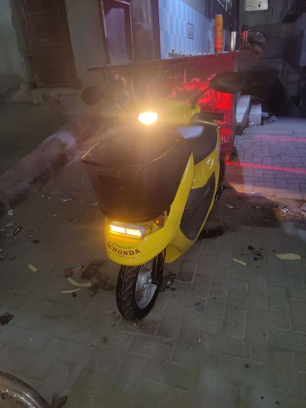 HONDA DIO 49CC JAPANESE 1