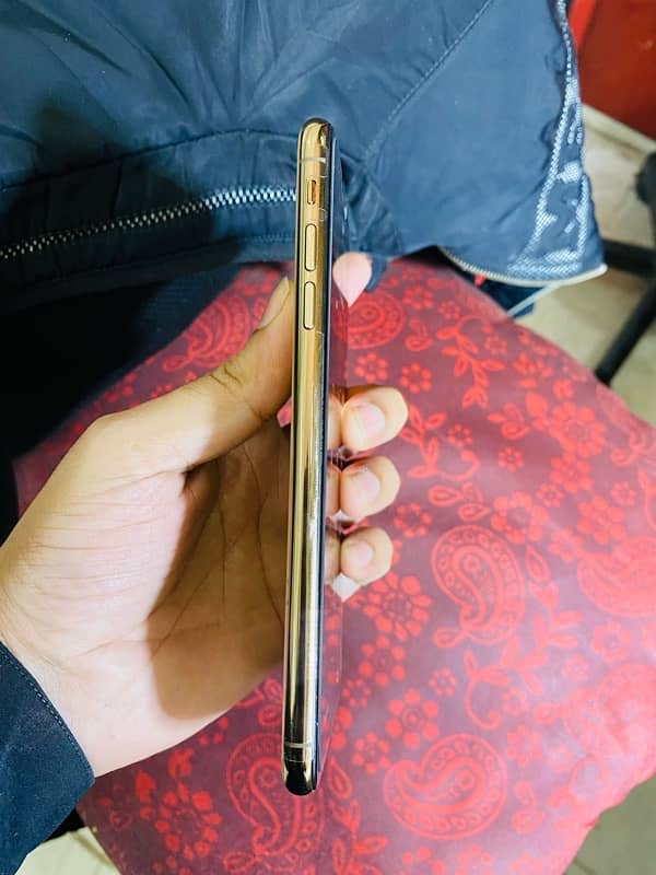 iPhone x max 256 Gb pta 3