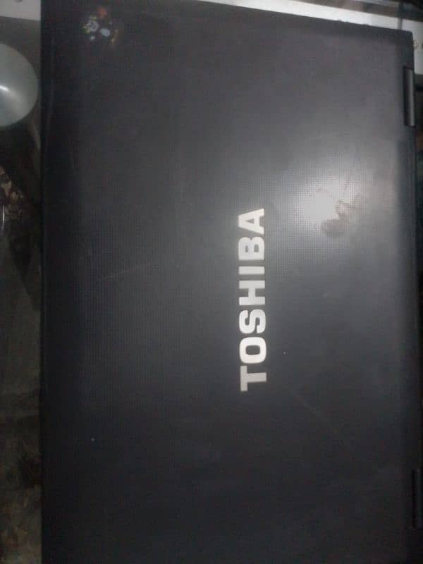 core i 3 toshiba  urgent sale 0