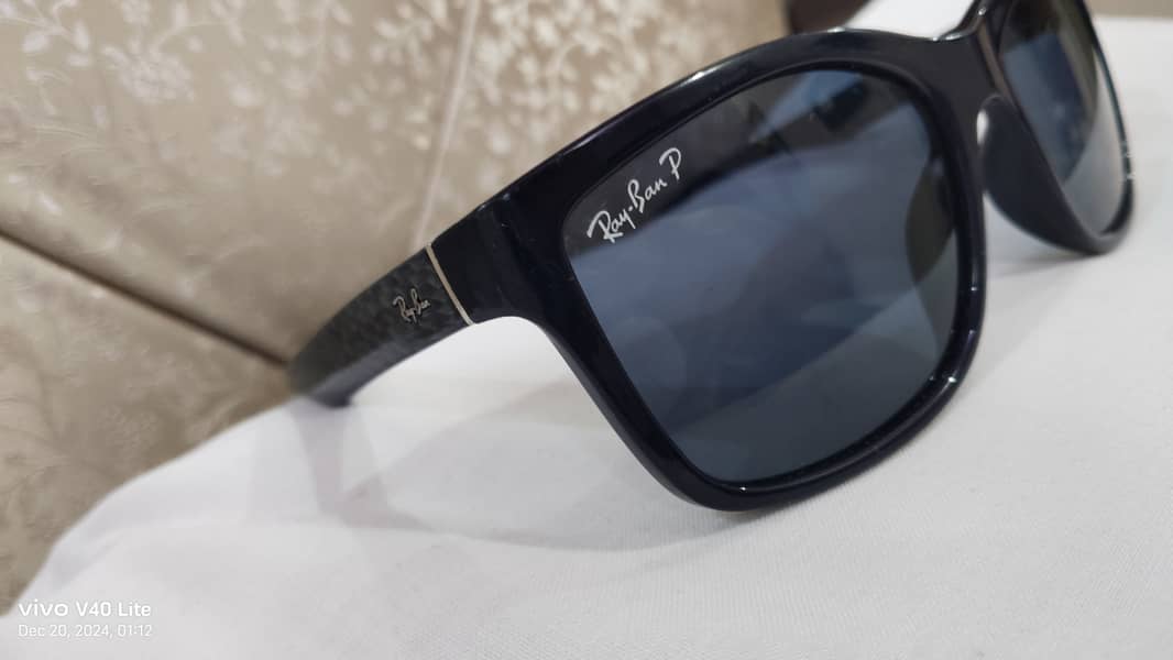 Ray-Ban collaboration with Ferrari polarized sunglasses 1