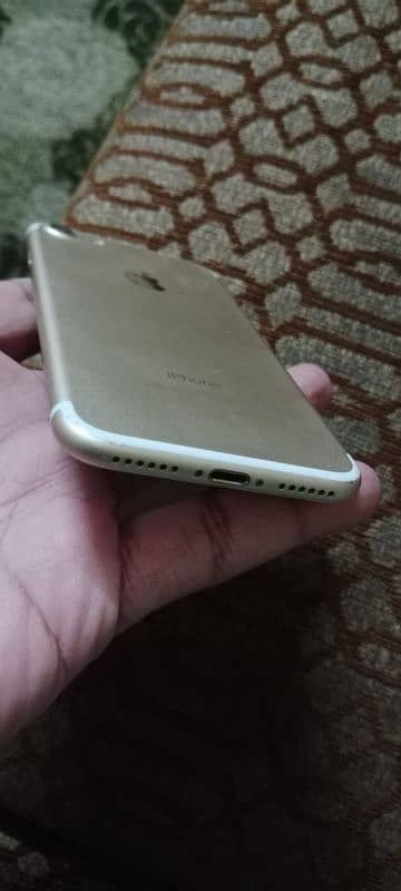 iphone 7 Non PTA 128GB Total Orignal No repair no fault only bat chang 4