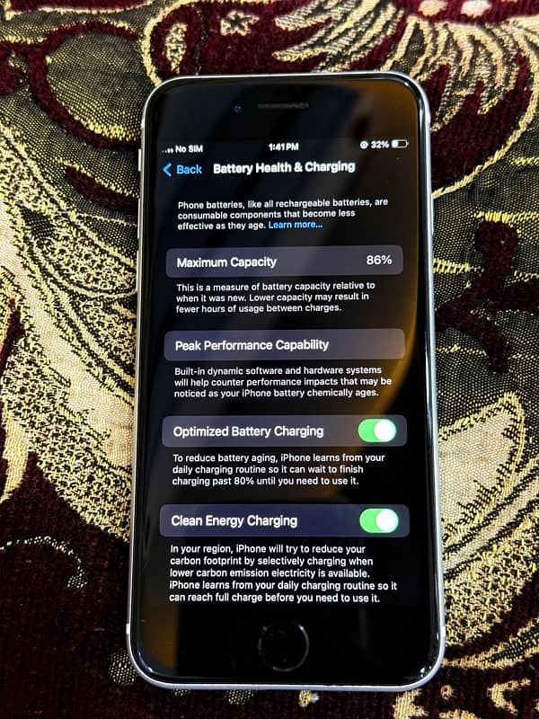 iphone SE 64gb PTA approved. 1