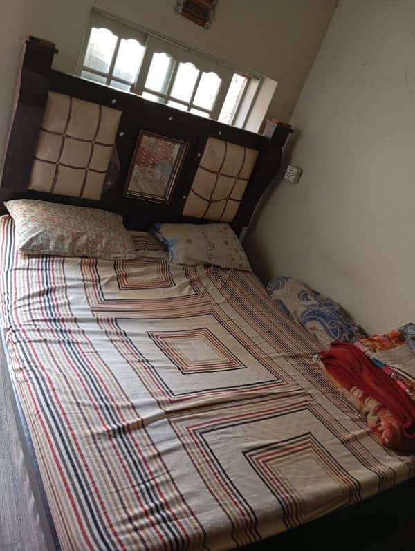 urgent bed for sell 1