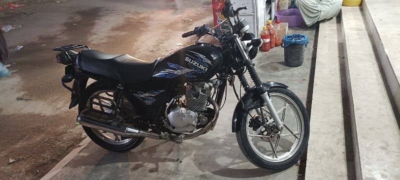 Suzuki GS-150 0