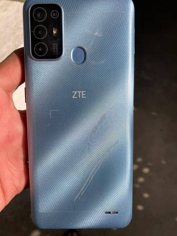 ZTe blade a52 8 month wareenty 0