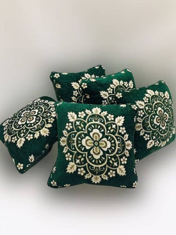 *VELVET JACQUARD CUSHION COVERS* 4