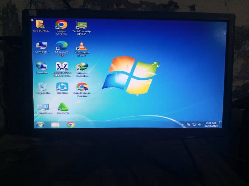 Acer 19 inach LCD far sale urgent 1