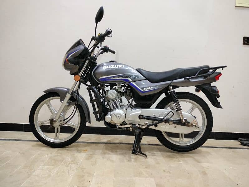 Suzuki GD 110S 2021 gd 110s Better Than YBR 125 g CG 125 SE 0