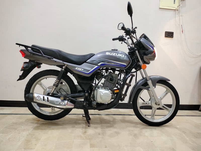 Suzuki GD 110S 2021 gd 110s Better Than YBR 125 g CG 125 SE 1